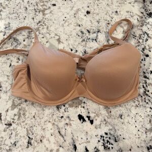 Victoria's Secret Nude Underwire Bra